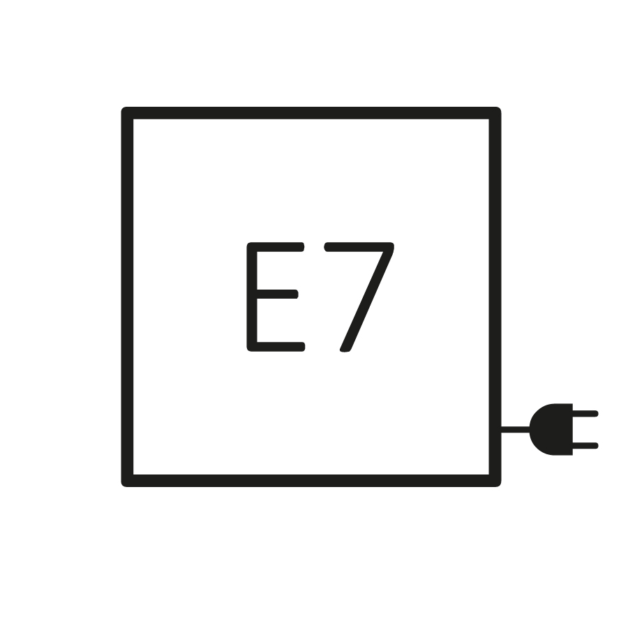 E7